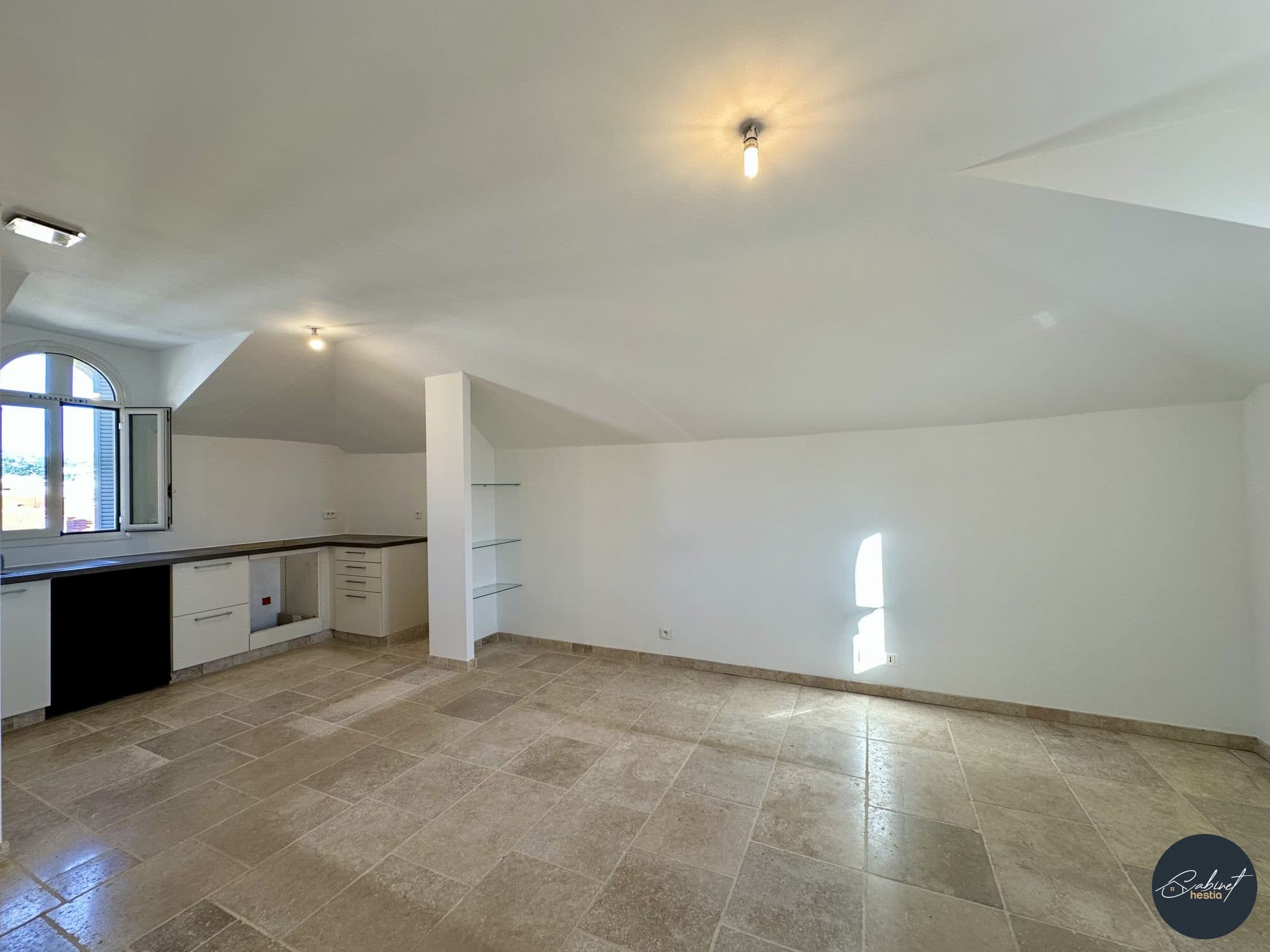 NICE / RUE CAFFARELLI /MUSICIENS / 2 PIÈCES / 43M2 - Miniature 6