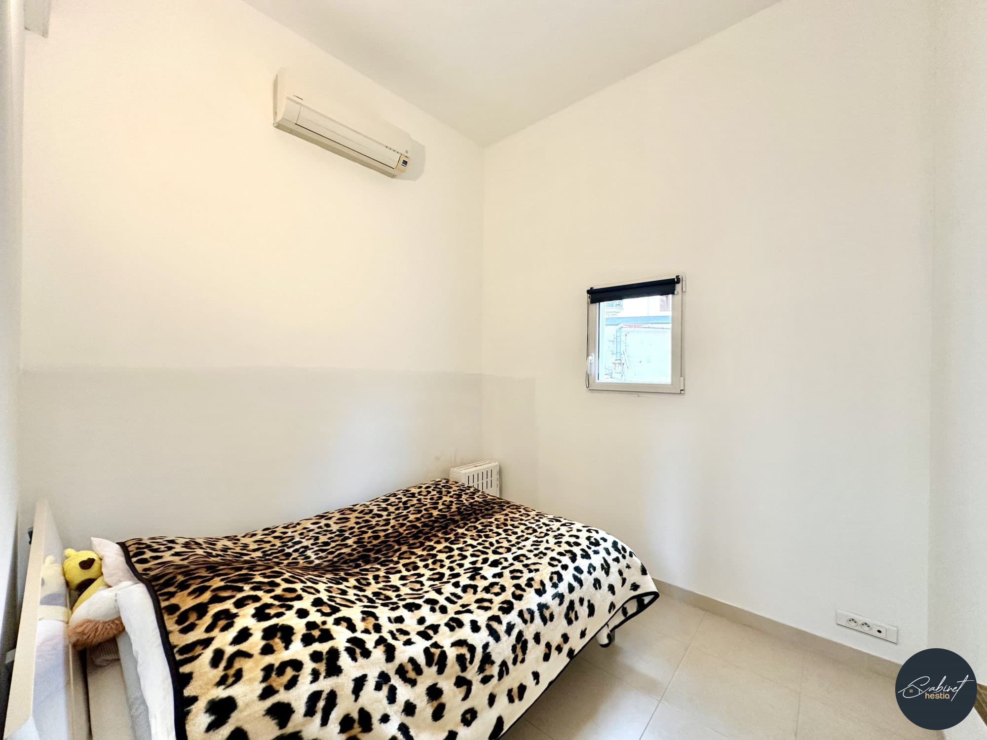 4P / BEAUSOLEIL/ AVENUE DE LA REPUBLIQUE / BALCON / VUE MER - Miniature 10