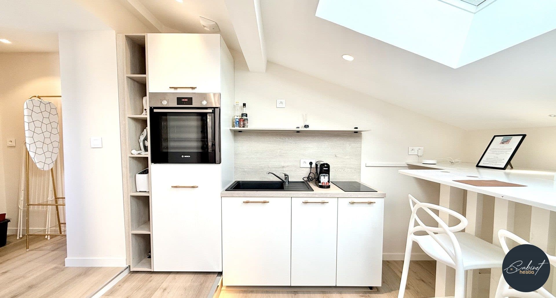 DUPLEX / VIEUX NICE / 200 M DES PLAGES / CALME - Miniature 3