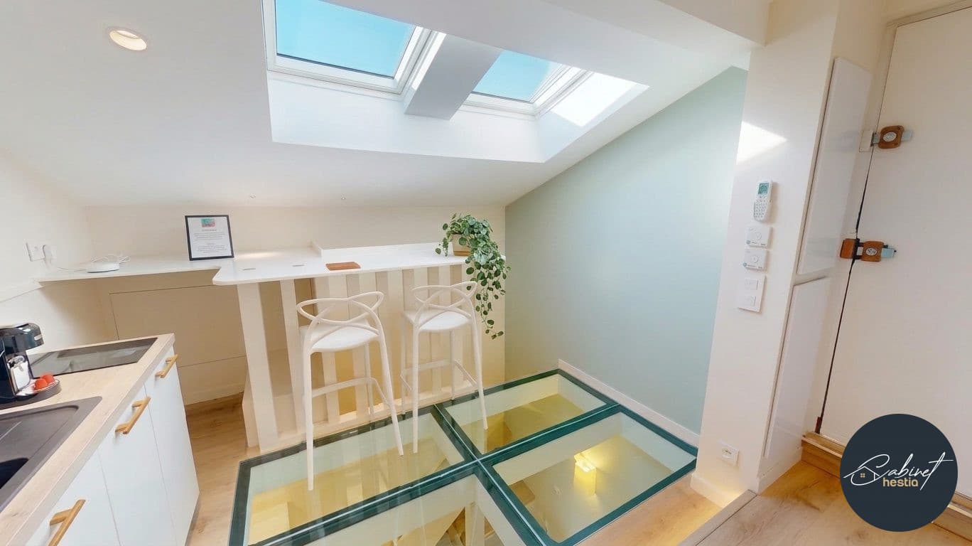 DUPLEX / VIEUX NICE / 200 M DES PLAGES / CALME - Miniature 8