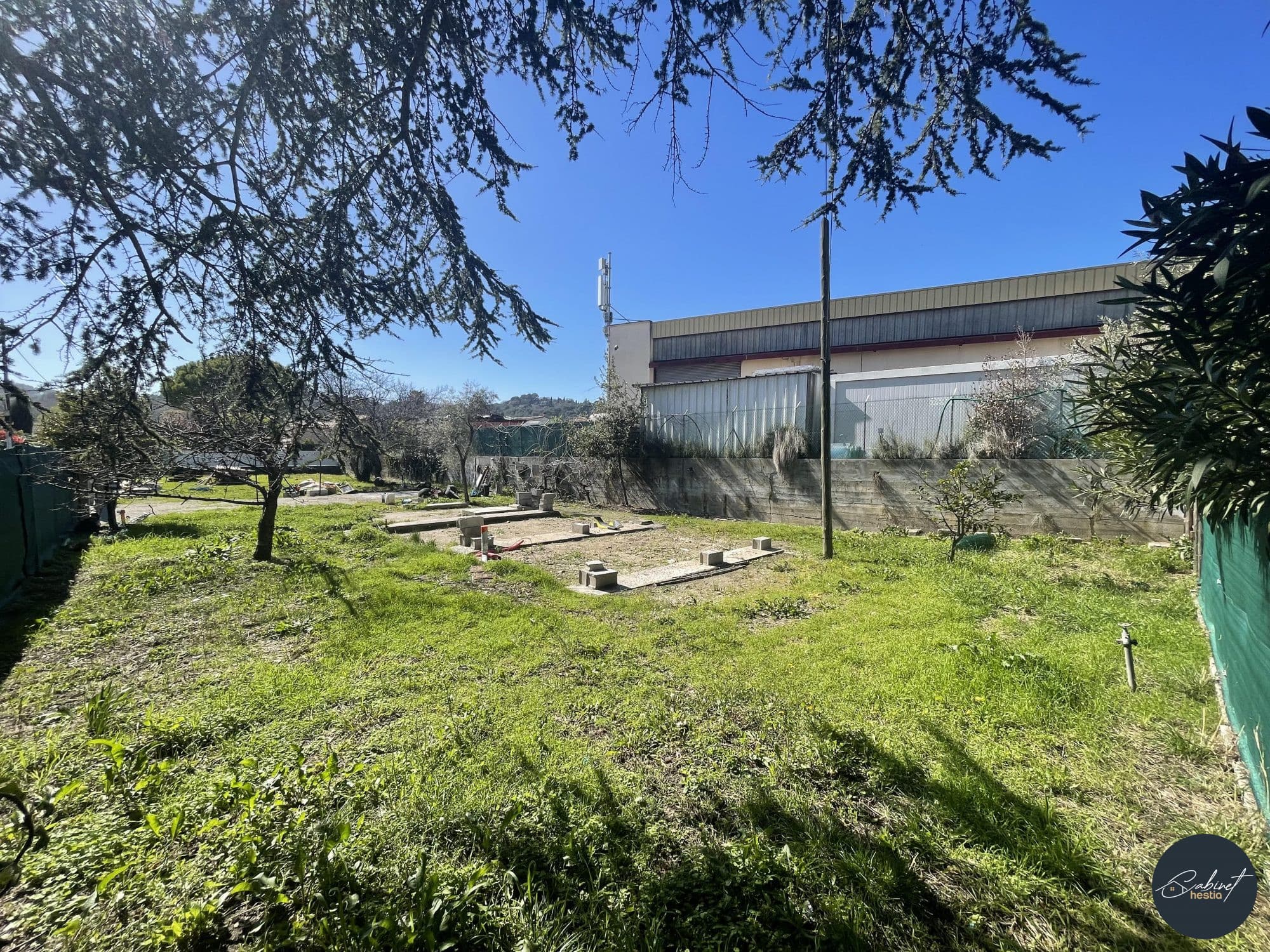 TERRAIN CONSTRUCTIBLE / BIOT / 998M2 / VIABILISÉ - Miniature 4