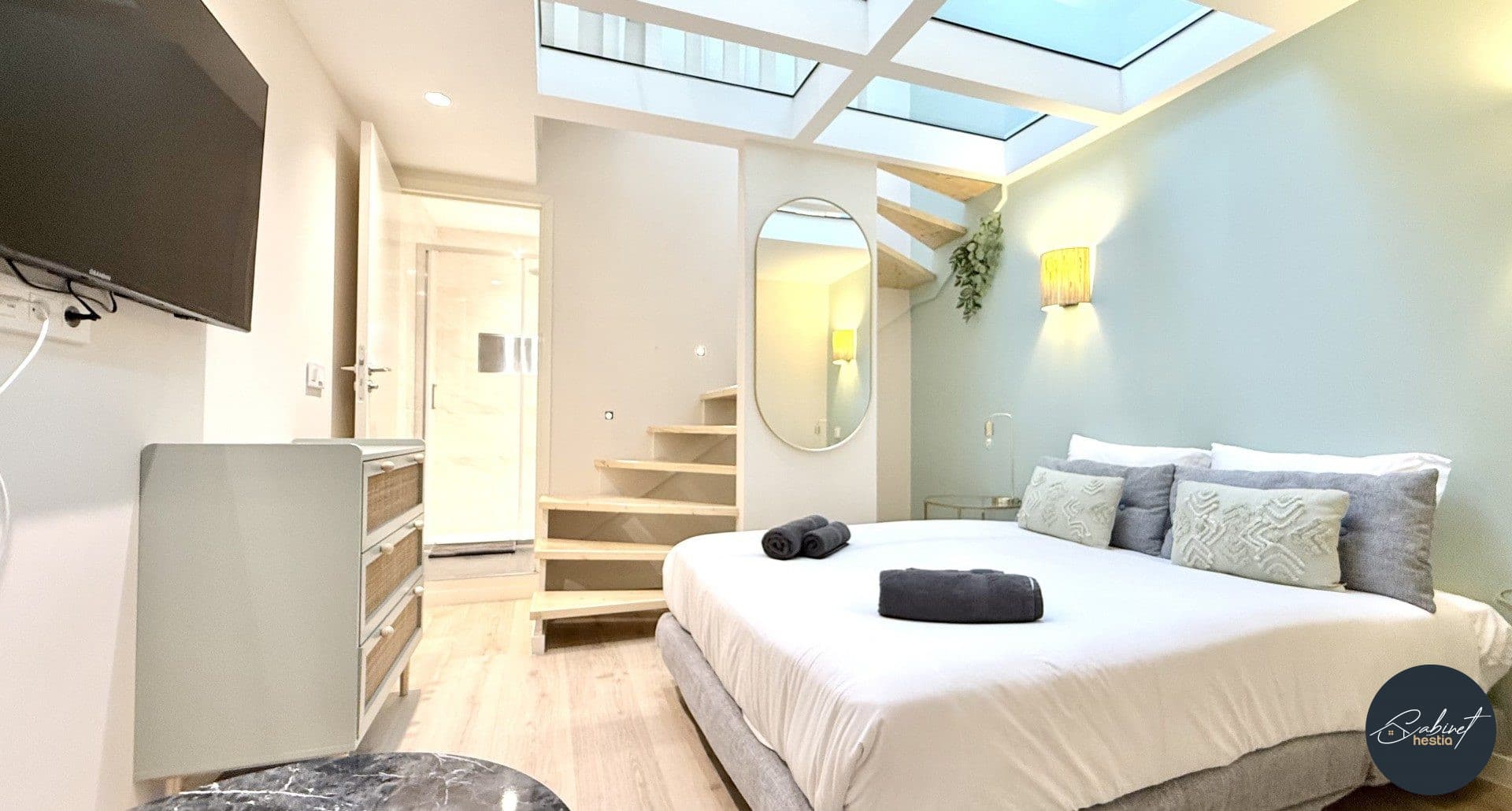DUPLEX / VIEUX NICE / 200 M DES PLAGES / CALME - Photo 1