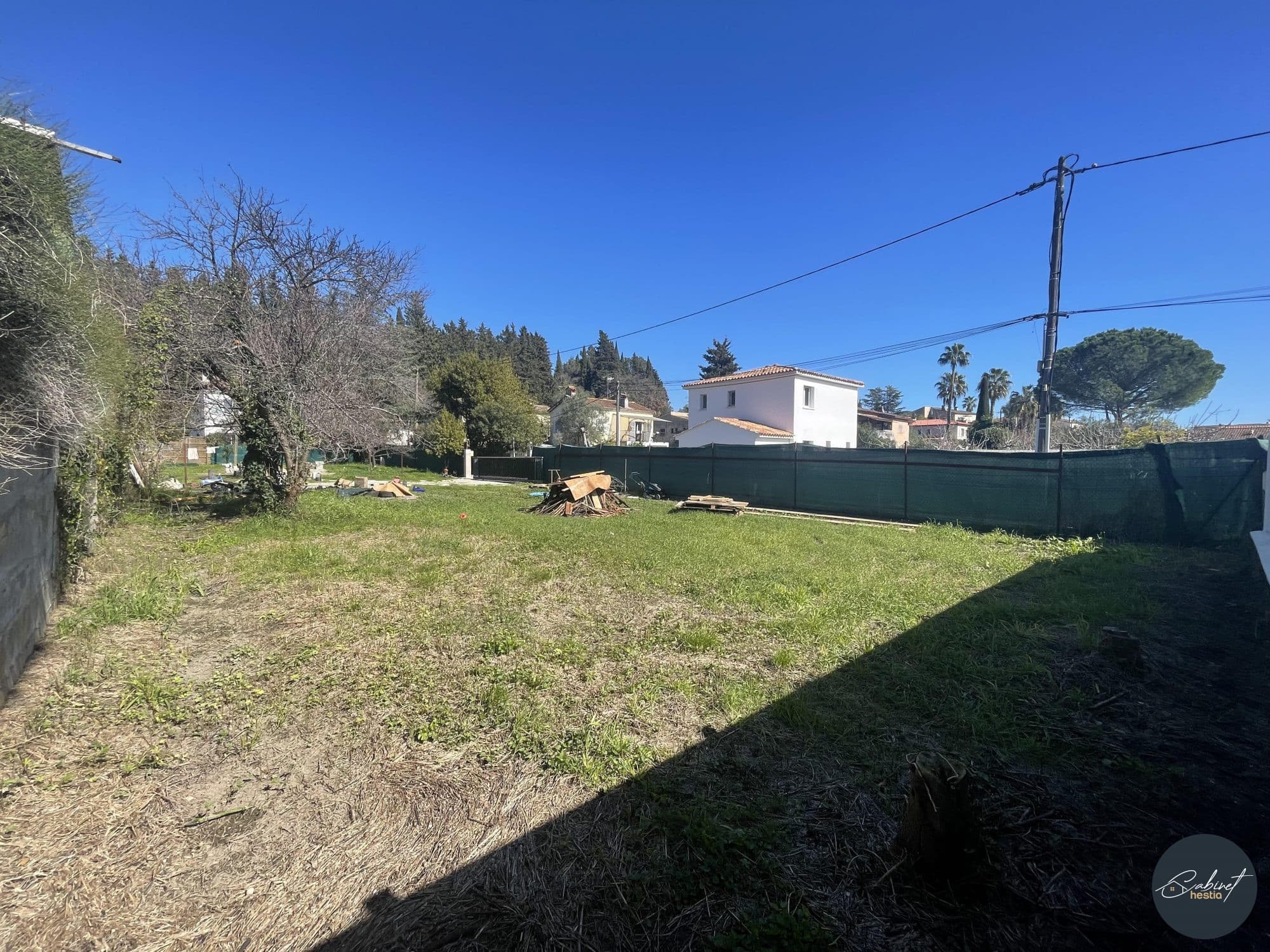 TERRAIN CONSTRUCTIBLE / BIOT / 998M2 / VIABILISÉ - Photo 1